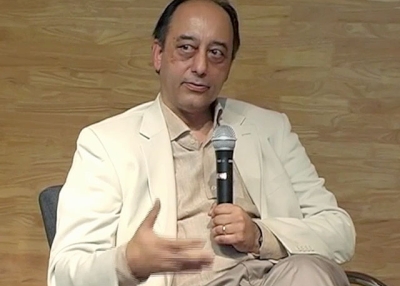 Ajay Chhibber and Bittu Sahgal discuss the impact of melting Himalayan glaciers and other manifestations of climate change in Mumbai on Feb. 20, 2012. (4 min., 46 sec.)