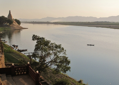 Myanmar’s Ayeyarwady River, January 2013. (Flickr/Francisco Anzola)