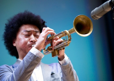 Japanese-born, Brooklyn-based jazz trumpeter and composer Takuya Kuroda brought his ensemble to Asia Society New York on March 8, 2014. (Elena Olivo/Asia Society)
