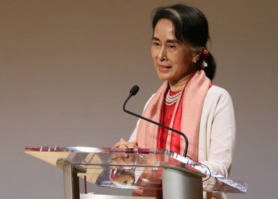Aung San Suu Kyi addresses Asia Society in New York. (Ellen Wallop/Asia Society)