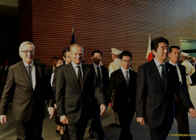From left to right: Jean-Claude Juncker, President of the European Commission; Donald Tusk, President of the European Council; Shinzo Abe, Japanese Prime Minister. (European External Action Service/ Flickr)