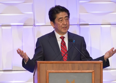 Prime Minister Shinzo Abe of Japan speaks during a May 1, 2015 luncheon co-sponsored by Asia Society Southern California in Los Angeles, California. (Mario Anzuoni/Getty Images)