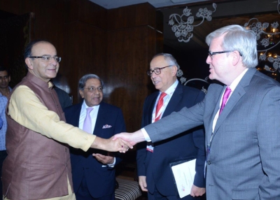 Asia Society Policy Institute (ASPI) President Kevin Rudd meets with India’s Finance Minister Arun Jaitley on April 7, 2016 at The Growth Net Summit in New Delhi.  (Ananta Center)