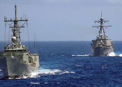 HMAS Canberra and USS Fitzgerald - Wikimedia
