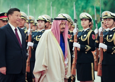 Xi Jinping with Saudi Arabia's King Salman bin Abdulaziz Al Saud 