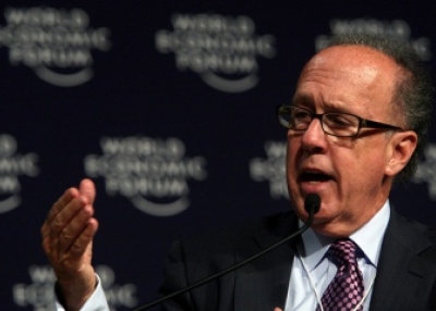 Stephen S. Roach speaking at the World Economic Forum in Tianjin in 2008.