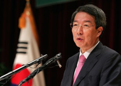 South Korean PM Chung Un-Chan at his inauguration ceremony on Sept 29, 2009 in Seoul. (Chung Sung-Jun/Getty Images)
