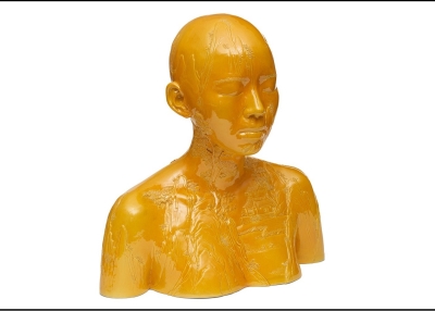 Bust 57, 2002 by Ah Xian, China. Porcelain with low-temperature yellow glaze and relief. (Asia Society, New York: Asia Society Museum Collection, 2002.37. Photography by Synthescape, courtesy of Asia Society)  
