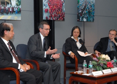 Left to right: Thaung Htun, Scot Marciel, Maureen Aung-Thwin, and Sean Turnell. (Elsa Ruiz/Asia Society)