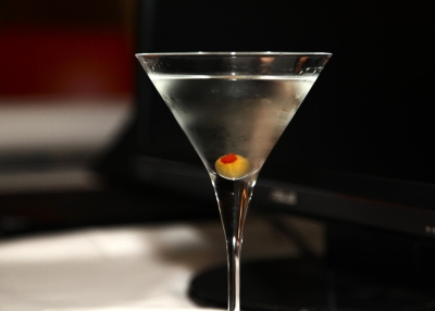 <happy hour martini>