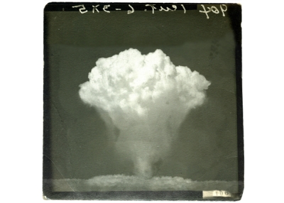 Atom bomb cloud