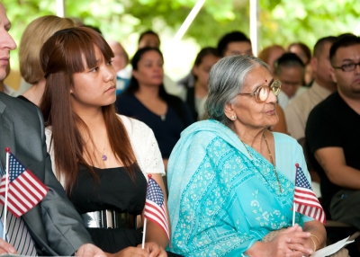 A group of new U.S. citizens at the naturalization ceremony on July 1, 2011. (Vincent Morretino/Flickr)