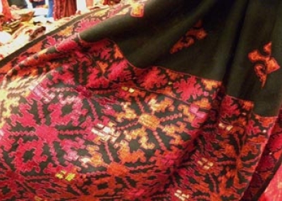 Hand embroidered textile from Pakistan. (Poetic Threads of Pakistan)