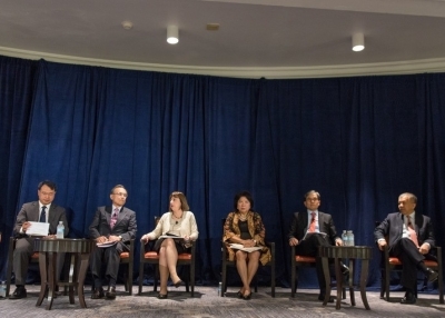 On June 15, 2016, the Asia Society Policy Institute hosted a distinguished panel of experts for a discussion on the prospects for economic integration in the Asia-Pacific. Nick Khazal / Asia Society  