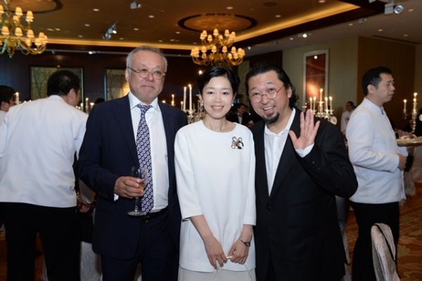 (L to R) A Guest, Mariko Mori, Takashi Murakami at Asia Society’s second annual Art Gala on May 12, 2014. (Asia Society Hong Kong Center)