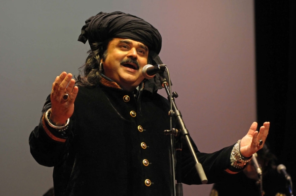 Lohar opened with "Qissa Mirza Sahiba," a recital in which he was accompanied by only one of his instrumentalists. (Elsa Ruiz/Asia Society)