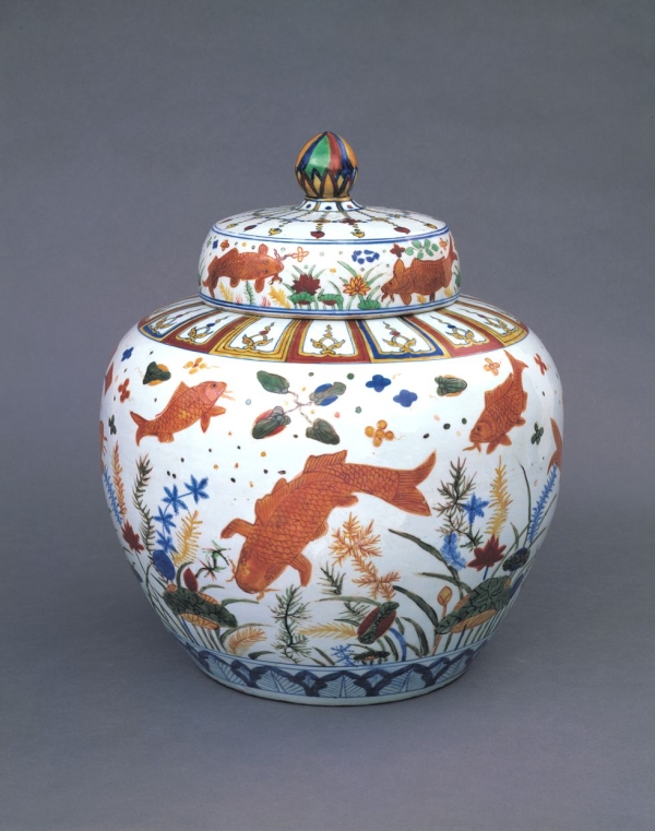 Covered Jar. China, Jiangxi Province; Ming period, Jiajing era, 1522­‐1566. Porcelain painted with underglaze cobalt blue and overglaze enamels (Jingdezhen ware). Asia Society, New York: Mr. and Mrs. John D. Rockefeller 3rd Collection, 1979.182a,b.  (Asia Society Texas)