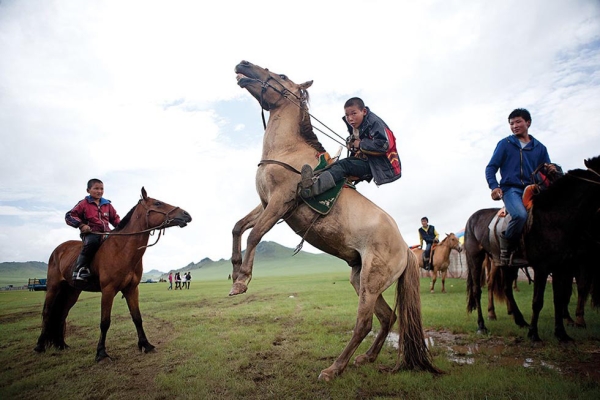 Photos: Documenting Mongolia's At-Risk Nomadic Herders