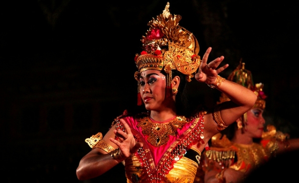 A dancer in Bali in the midst of a performance on July 25, 2012. (worldsurfr/Flickr)