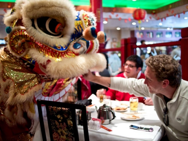 A Chinese dragon at the Li Wah Dim Sum-41 restaurant in Cleveland, Ohio, on January 21, 2012. (Edsel Little /Flickr)
