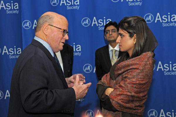 Ambassador Frank Wisner with Hina Rabbani Khar. (Elsa Ruiz)