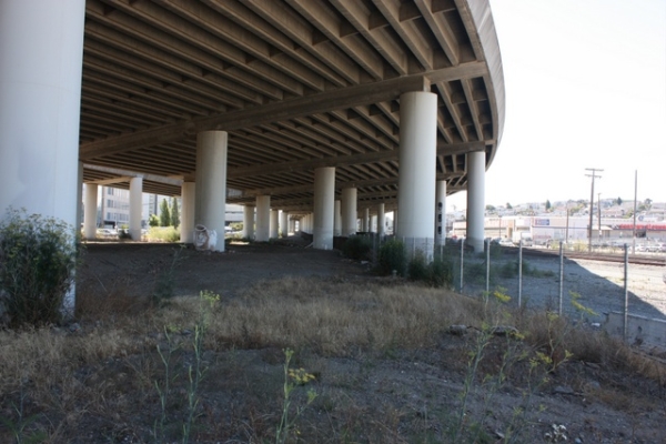 One of the site parcels in question - the land underneath a portion of the I-280 freeway. 