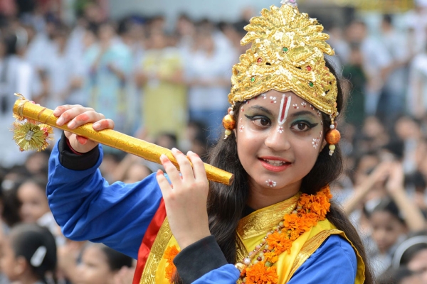 Royal Yellow Banarasi Beautiful Zari Work In Form Of Traditional Motifs  Soft Silk Saree