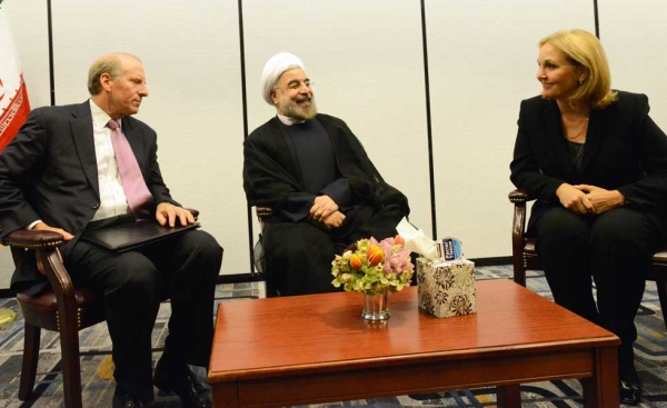 L to R: President of the Council on Foreign Relations Richard Haas, Iranian President Hassan Rouhani, and Asia Society President Josette Sheeran in New York on September 26, 2013. (Kenji Takigami/Asia Society)