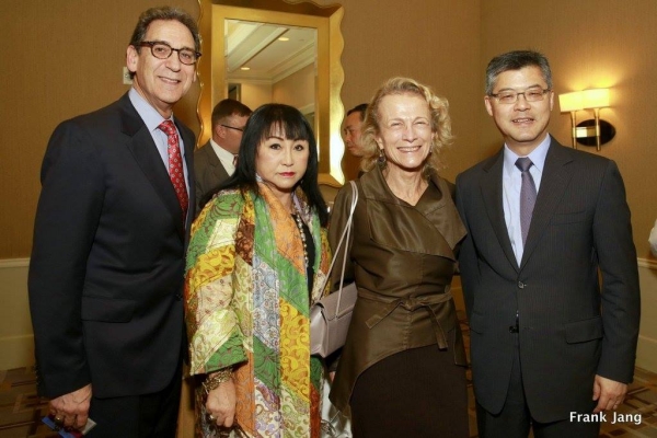 Dessa Goddard (second from right); Jay Xu (far right) and other guests (Frank Jang Asia Society)
