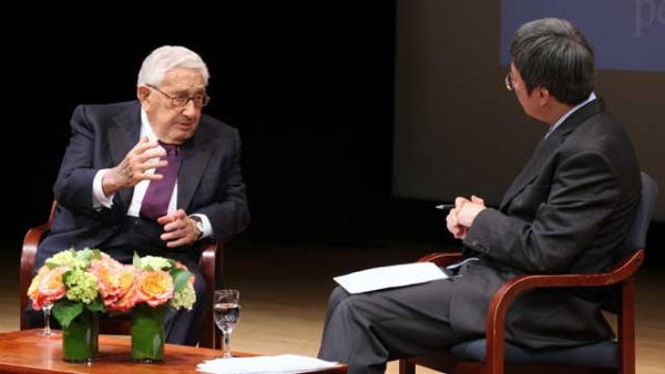 Dr. Henry A. Kissinger in conversation with Zhu Min, IMF Deputy Managing Director at the Asia Society Policy Institute's launch event on April 8, 2014. (Ellen Wallop/Asia Society)