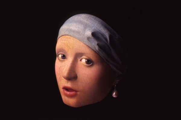 Bidou Yamaguchi, Girl with a Pearl Earring, 2005. Japanese cypress, seashell, natural pigment, lacquer. Collection of Kelly Sutherlin McLeod and Steve McLeod.