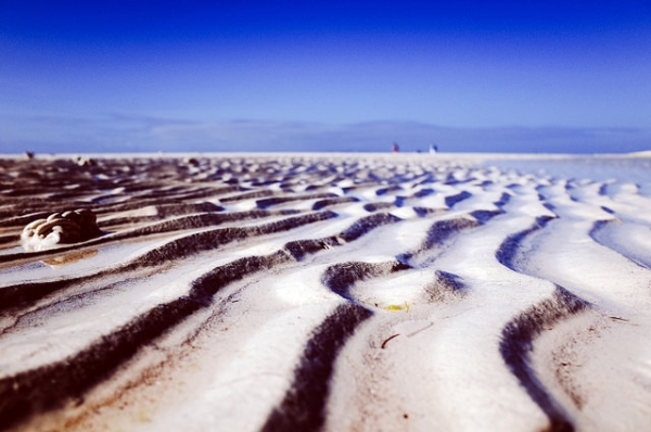 Waves of white sand embody the wonders of nature in Bohol, the Philippines on March 9, 2015. (Ilya/Flickr)