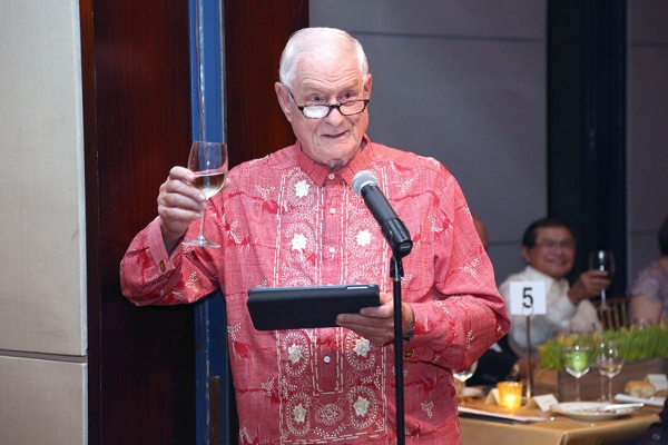 Ambassador Nicholas Platt speaks at the Philippine Gold Opening Gala on September 10, 2015. (Sylvain Gaboury/Patrick McMullan Company)