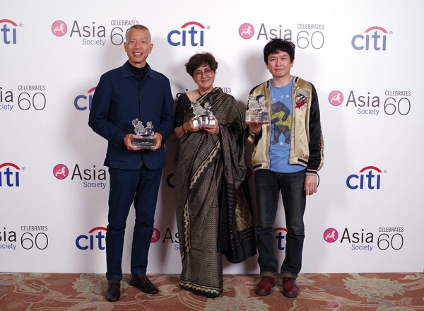 From left to right, 2016 Asia Arts Awards awardees Cai Guo-Qiang, Nalini Malani, and Yoshitomo Nara.