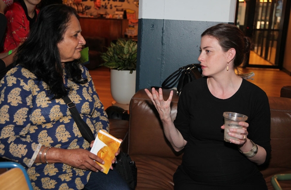 Presenter Jennifer Pastore (right) chats with an audience member during an event co-hosted by Jungles in Paris and Asia Society on June 15, 2016. (Ellen Wallop/Asia Society)