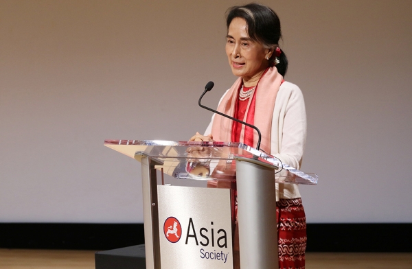 HE Daw Aung San Suu Kyi of Myanmar gives remarks on her country's development and continued way forward at Asia Society New York on September 21, 2016. The event was part of a series of discussions in conjunction with the United Nations General Assembly. (Asia Society/Ellen Wallop)