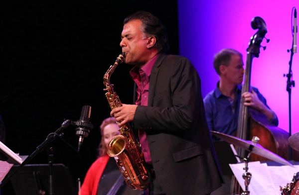 Acclaimed saxophonist Rudresh Mahanthappa plays at Asia Society New York on December 16, 2016. (Ellen Wallop/Asia Society)