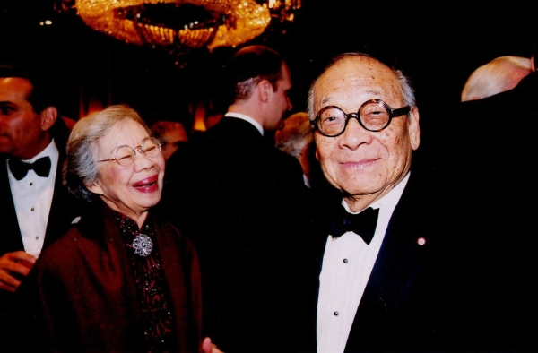 Eileen and I. M. Pei at a New York Annual Dinner (Elsa Ruiz)