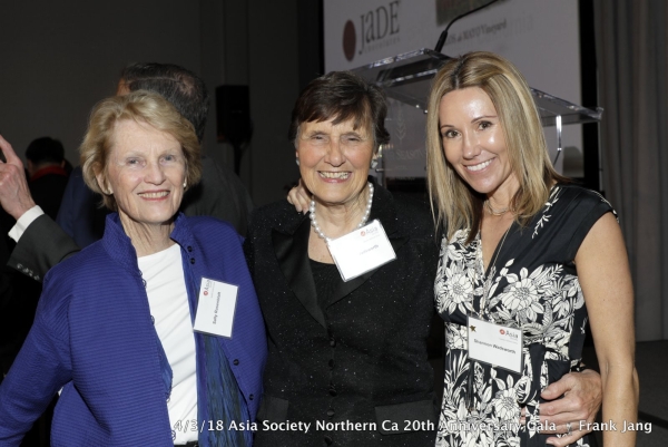 (From left to right) Sally Rosenblatt, Susy Wadsworth, and Shannon Wadsworth (Frank Jang/Asia Society)