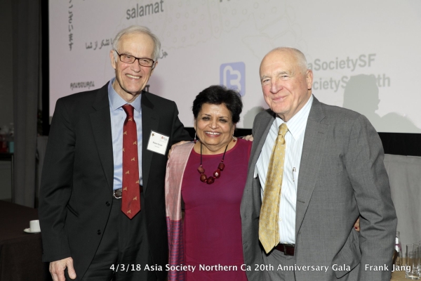 (From left to right) Former Asia Society President Robert Oxnam with Asia Society President Emerita Dr. Vishakha Desai and ASNC Advisory Board Co-Chair, Jack Wadsworth (Frank Jang/Asia Society)