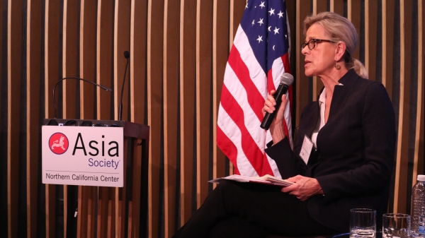 Marsha Vande Berg delivering her thoughts on corporate governance. (Kevin Kunze/Asia Society)