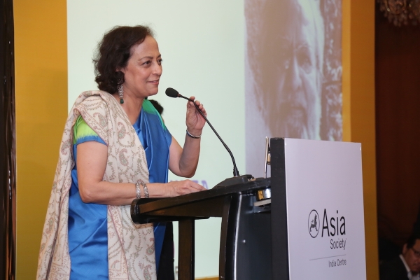 Chief Executive Officer, Asia Society India Centre, Bunty Chand makes closing remarks during the ceremony