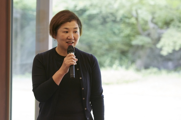 Sawako Hidaka, Japan Center’s director giving an introduction