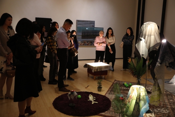 Docent tour of an Asia Society Museum exhibition during Leo Bar happy hour