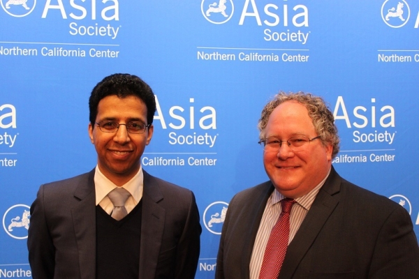 ASNC hosted David Barboza, Pulitzer Prize winning reporter for The New York Times and Clayton Dube of the University of Southern California's U.S.-China Institute, pose for a photograph prior to "China’s Red Nobility: A Conversation with David Barboza" on March 2, 2016. (Asia Society)