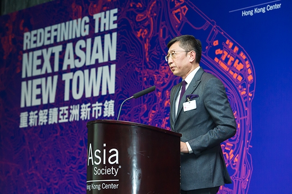 Sean Chiao (President, Asia Pacific, AECOM) gave opening remarks at the symposium.