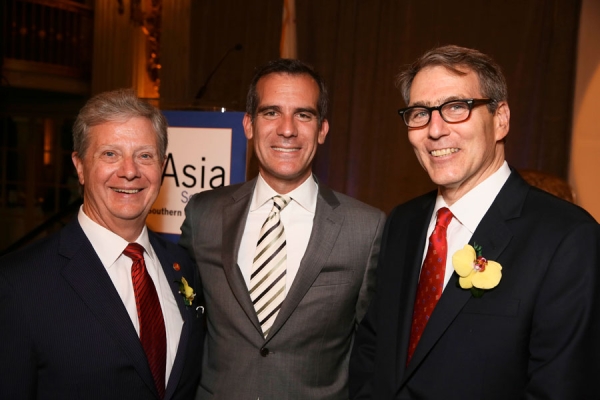 From left, Thomas E. McLain, Chair, Asia Society of Southern California, Los Angeles Mayor Eric Garcetti and Jonathan Karp, Executive Director, Asia Society of Southern California pose during the Asia Society Southern California 2014 Annual Gala held at the Millennium Biltmore Hotel on Monday, May 19, 2014, in Los Angeles, Calif. (Photo by Ryan Miller/Capture Imaging)