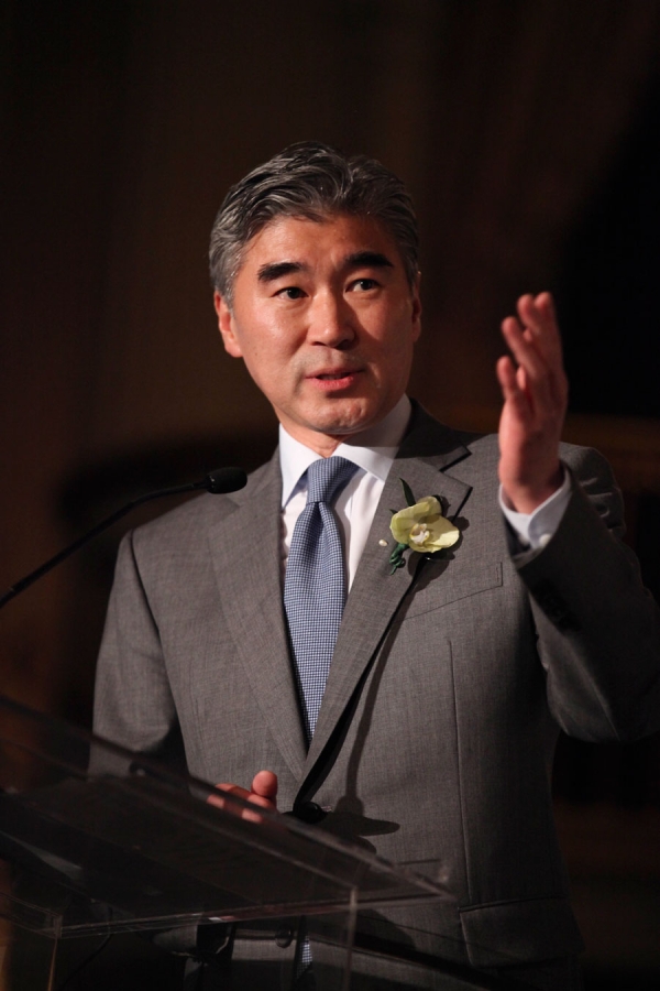 Sung Y. Kim, U.S. Ambassador to the Republic of Korea is awarded Diplomat of the Year and speaks during the Asia Society Southern California 2014 Annual Gala held at the Millennium Biltmore Hotel on Monday, May 19, 2014, in Los Angeles, Calif. (Photo by Ryan Miller/Capture Imaging)