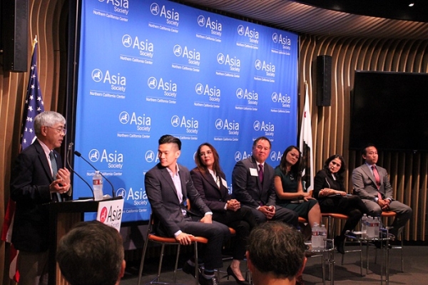 Gee (far left) made the introductory remarks about the event. (Yiwen Zhang/Asia Society)