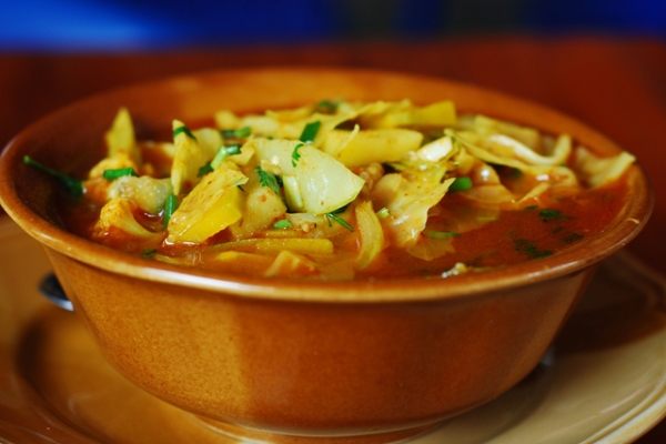 Burmese Curry (Photo by jackol/flickr)